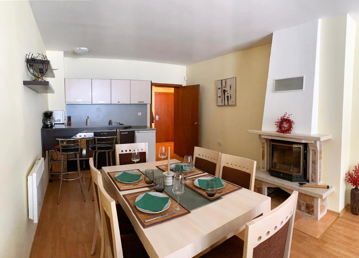 Ski Area 202 Apt, The Castle 1, פמפורובו מראה חיצוני תמונה