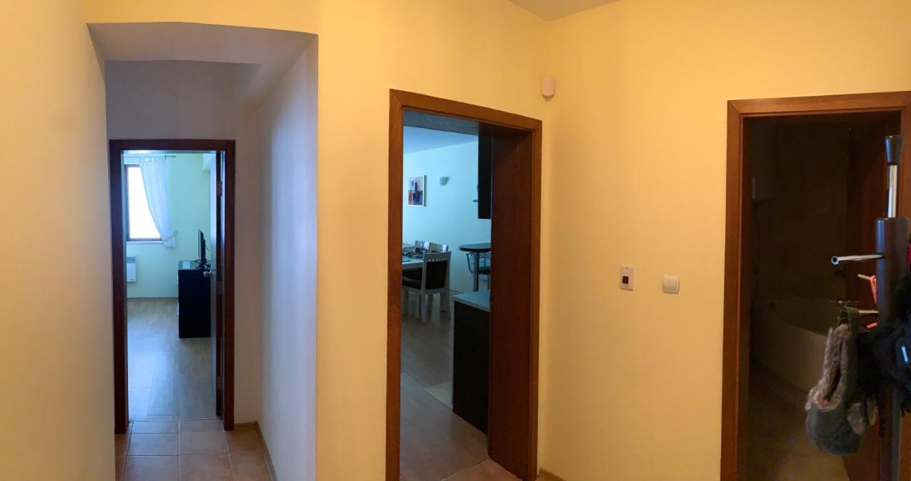 Ski Area 202 Apt, The Castle 1, פמפורובו מראה חיצוני תמונה
